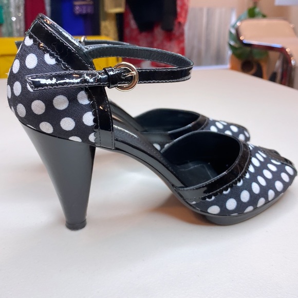 VIA SPIGA Retro Polkadot Heels 8 - Picture 10 of 15